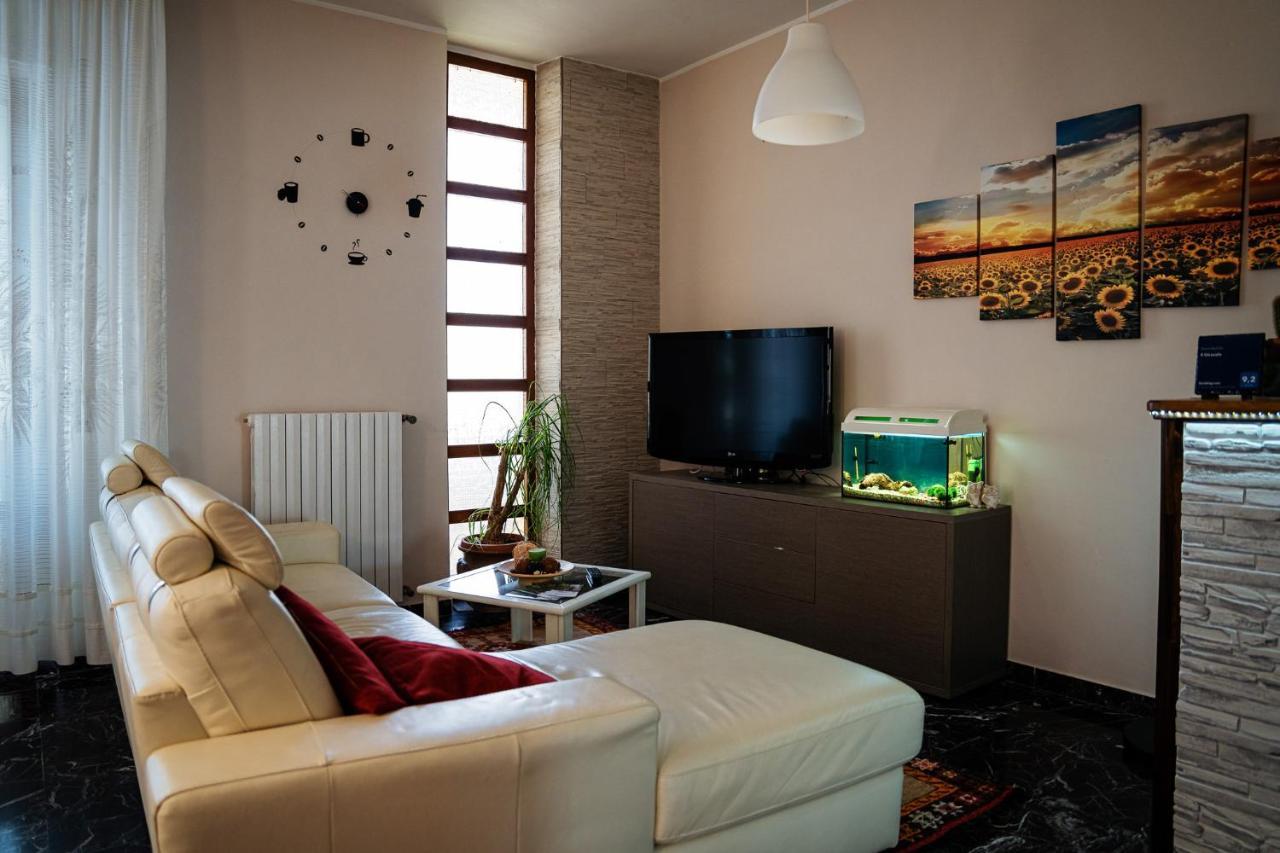 Il Girasole Bed and Breakfast Basciano Buitenkant foto