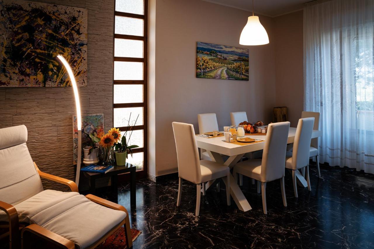 Il Girasole Bed and Breakfast Basciano Buitenkant foto
