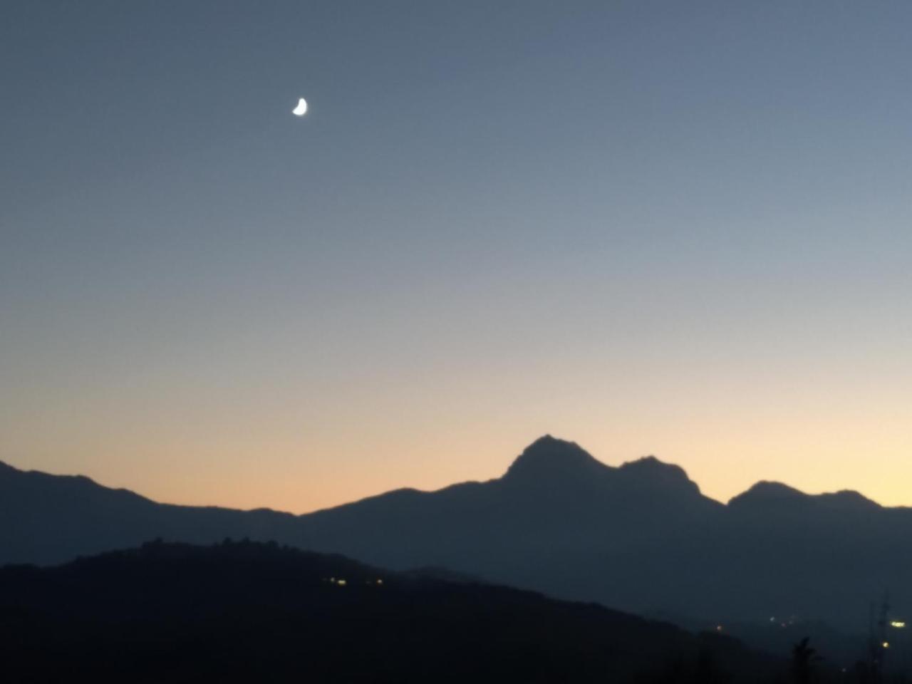 Il Girasole Bed and Breakfast Basciano Buitenkant foto