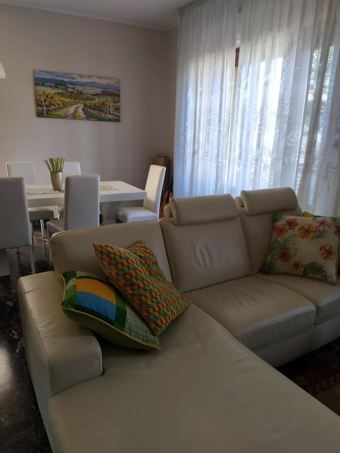 Il Girasole Bed and Breakfast Basciano Buitenkant foto